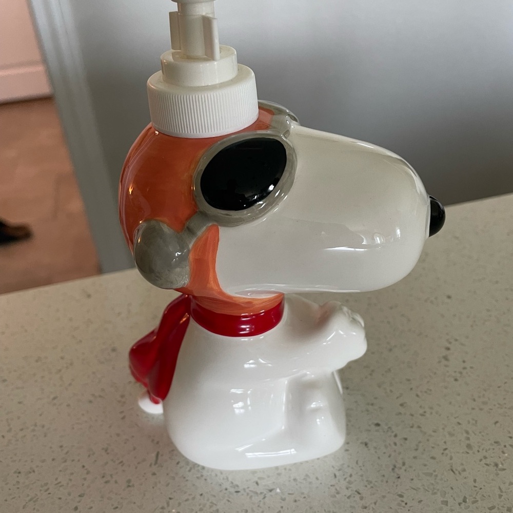 Vintage Snoopy Red Baron Ceramic Soap/Lotion Dispenser.